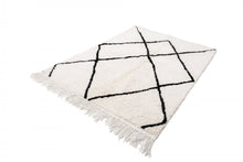 Load image into Gallery viewer, Moroccan Rug | Beni Ourain A9