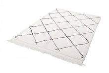Load image into Gallery viewer, Moroccan Rug | Beni Ourain B4