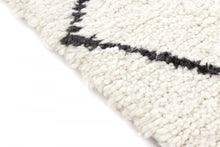 Load image into Gallery viewer, Moroccan Rug | Beni Ourain A6